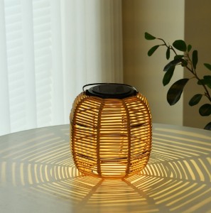 Solar hand-made rattan lanterns