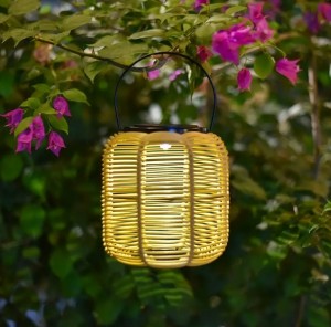Solar hand-made rattan lanterns