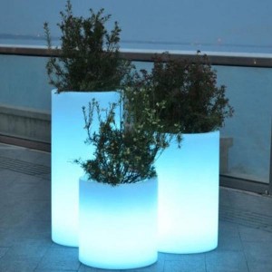 https://www.huajuncrafts.com/illuminated-planters/
