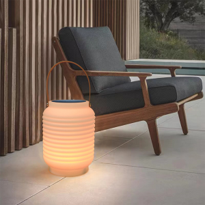 https://www.huajuncrafts.com/modern-solar-garden-floor-lamp-wholesale-price-huajun-product/