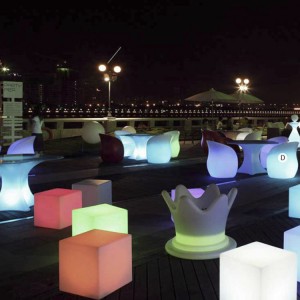 https://www.huajuncrafts.com/courtyard-of-lights-solar-cube-factory-price-huajun-product/